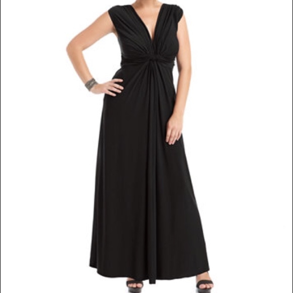 Love Squared Sleeveless Knotted Maxi Dress (Black)
