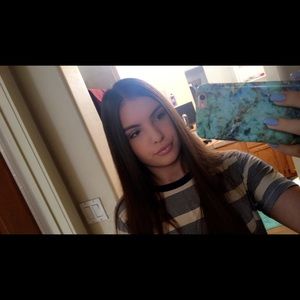 Meet your Posher, Elly