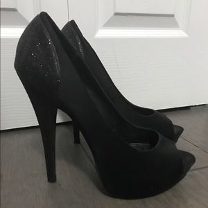 Black Peep Toe Steve Madden Stilettos size 9