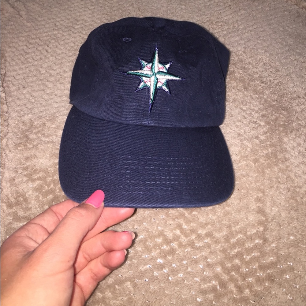 Mariners baseball cap!