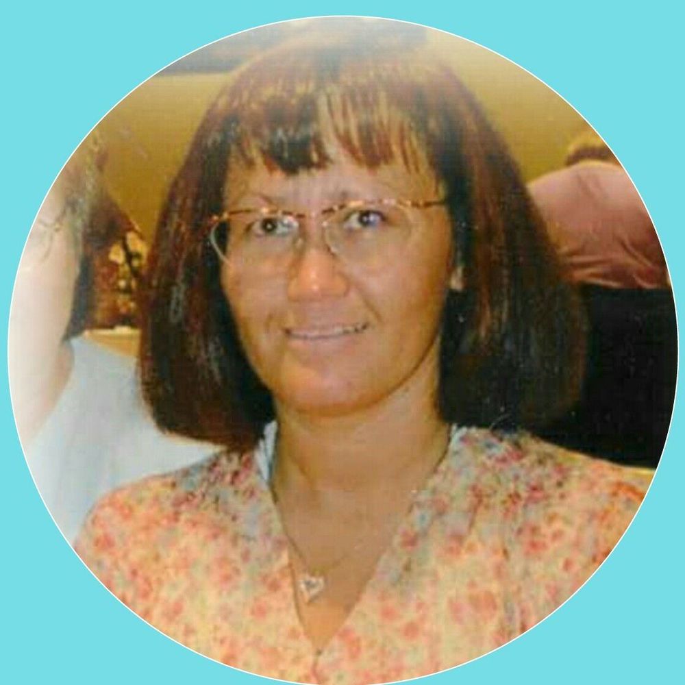 Meet your Posher, Nia