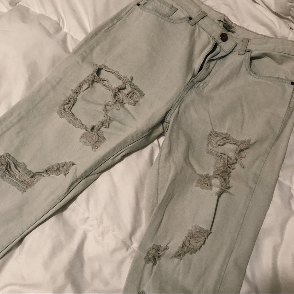 F21 Boyfriend Jeans