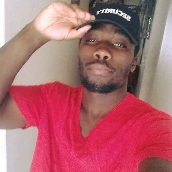 Meet your Posher, Yussuf - Picture 1 of 1