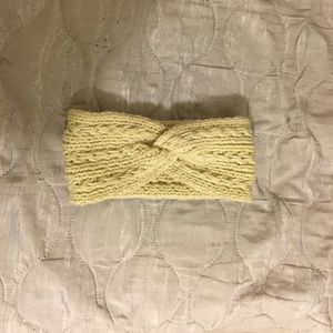 Tillys fashionable head wrap (Full Tilt)