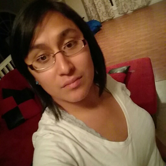 Meet your Posher, Sandra - Picture 5 of 15