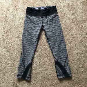 Lululemon inspire crop!