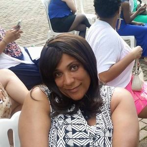 Meet your Posher, Leslie