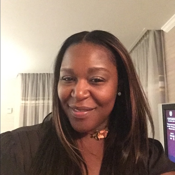 Meet your Posher, Crystal - Picture 1 of 1