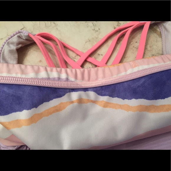 Lululemon Free To Be Wild Open Back Bra Tank 6 - Picture 4 of 4