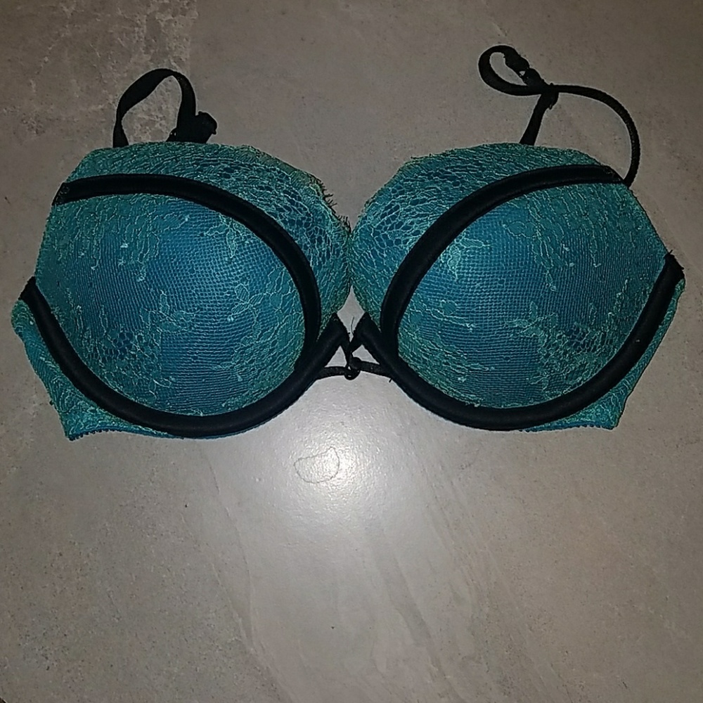 Very Sexy Push-Up Bra