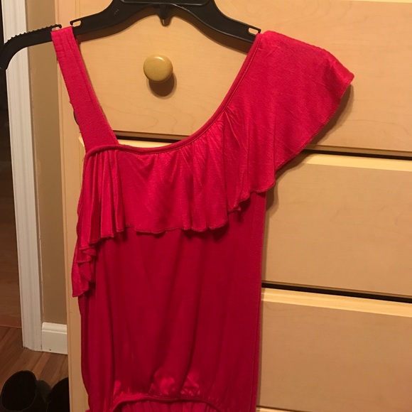 Dark pink one shoulder top - Picture 3 of 3