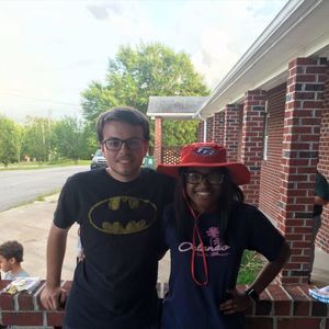 Meet your Posher, Adrianna