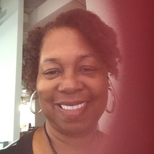 Meet your Posher, Robbye