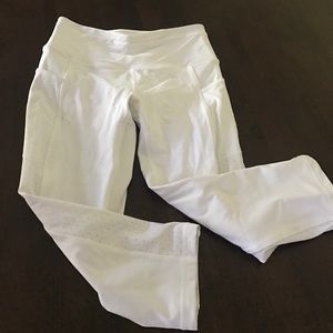 Lululemon size 4 mind over miles crop