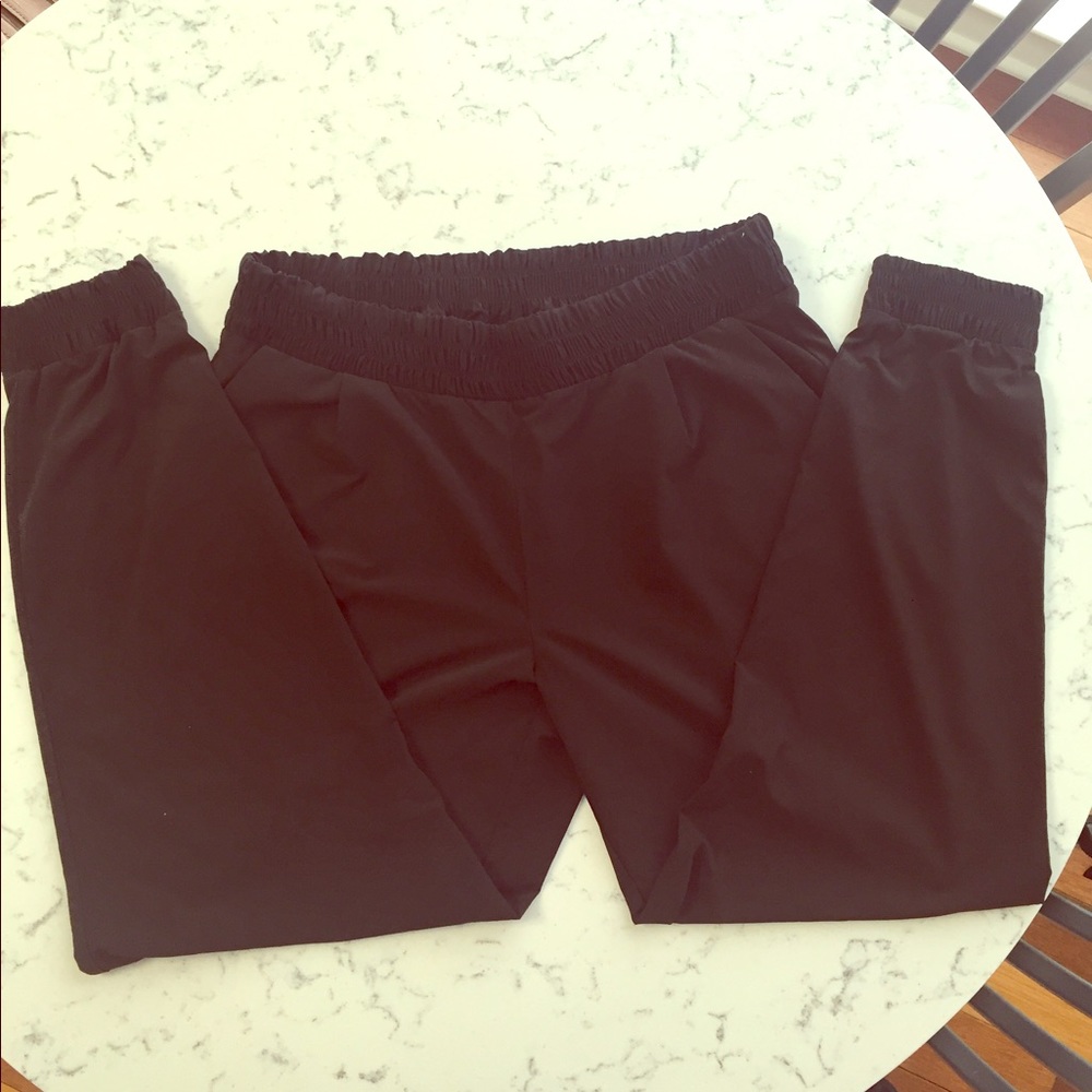 Black Athleta Jogger Pants - sz. 14