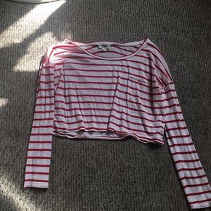 Long sleeved, striped crop top