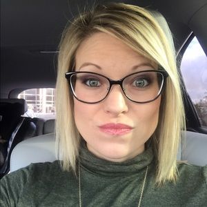 Meet your Posher, Danna