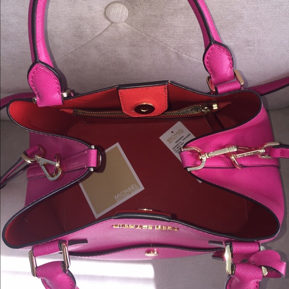Hot Pink Large Michael Kors Greenwich Handbag - Picture 2 of 4