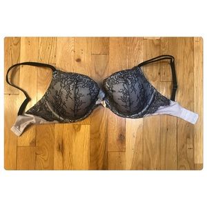 32DDD VS Push Up Bra