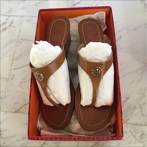 Tory burch size 8