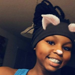 Meet your Posher, Anya