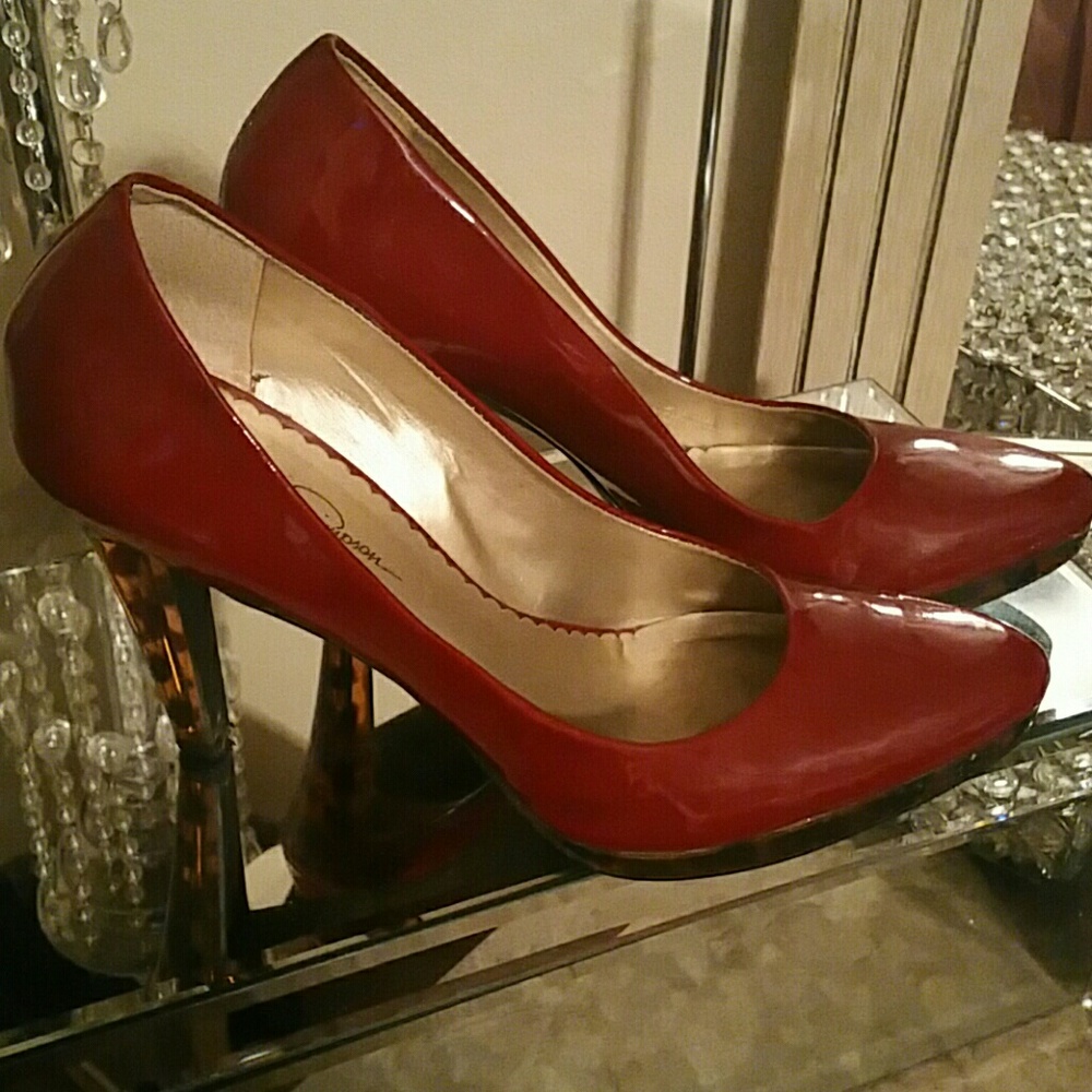 Jessica Simpson cranberry tortoise heel!