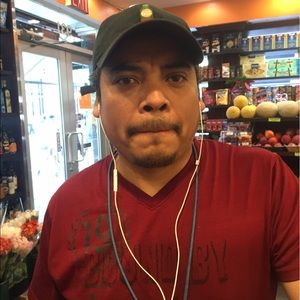 Meet your Posher, Dionicio