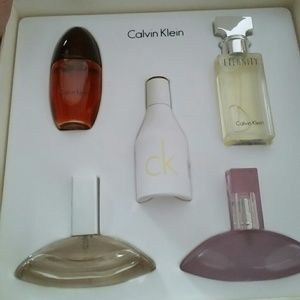 Calvin Klein Women's 5-Piece Mini Gift Set