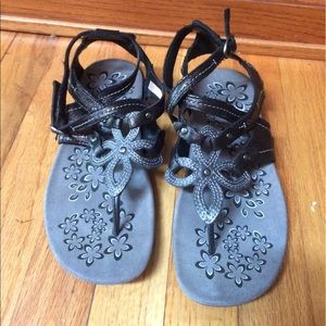Women's CUSHE gladiator style thong sandals size 7