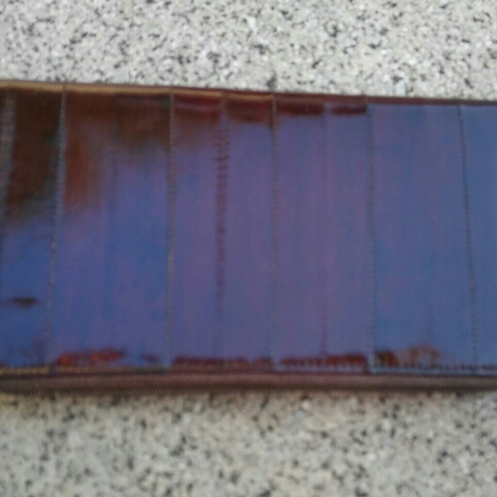 Genuine Eel Skin Leather chocolate Wallet.