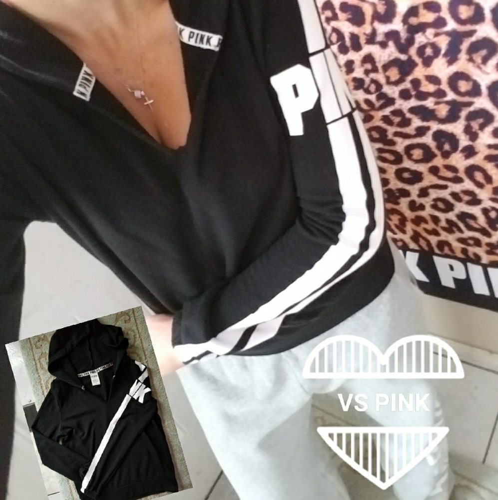 Nwot, vs pink logo tunic