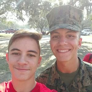 Meet your Posher, Zachary