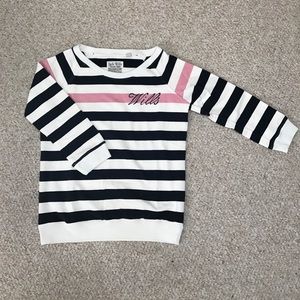 Jack Wills brand lightweight crewneck sweatshirt!