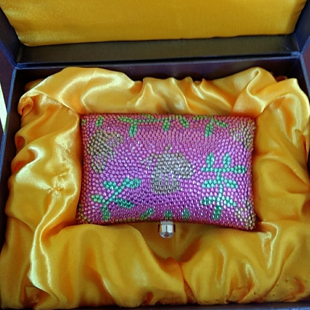 Lilly Pulitzer jubilee clutch