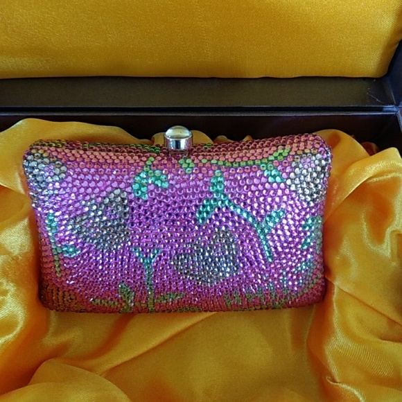 Lilly Pulitzer Spring!! ☀️☀️☀️ Lilly Pulitzer jubilee clutch