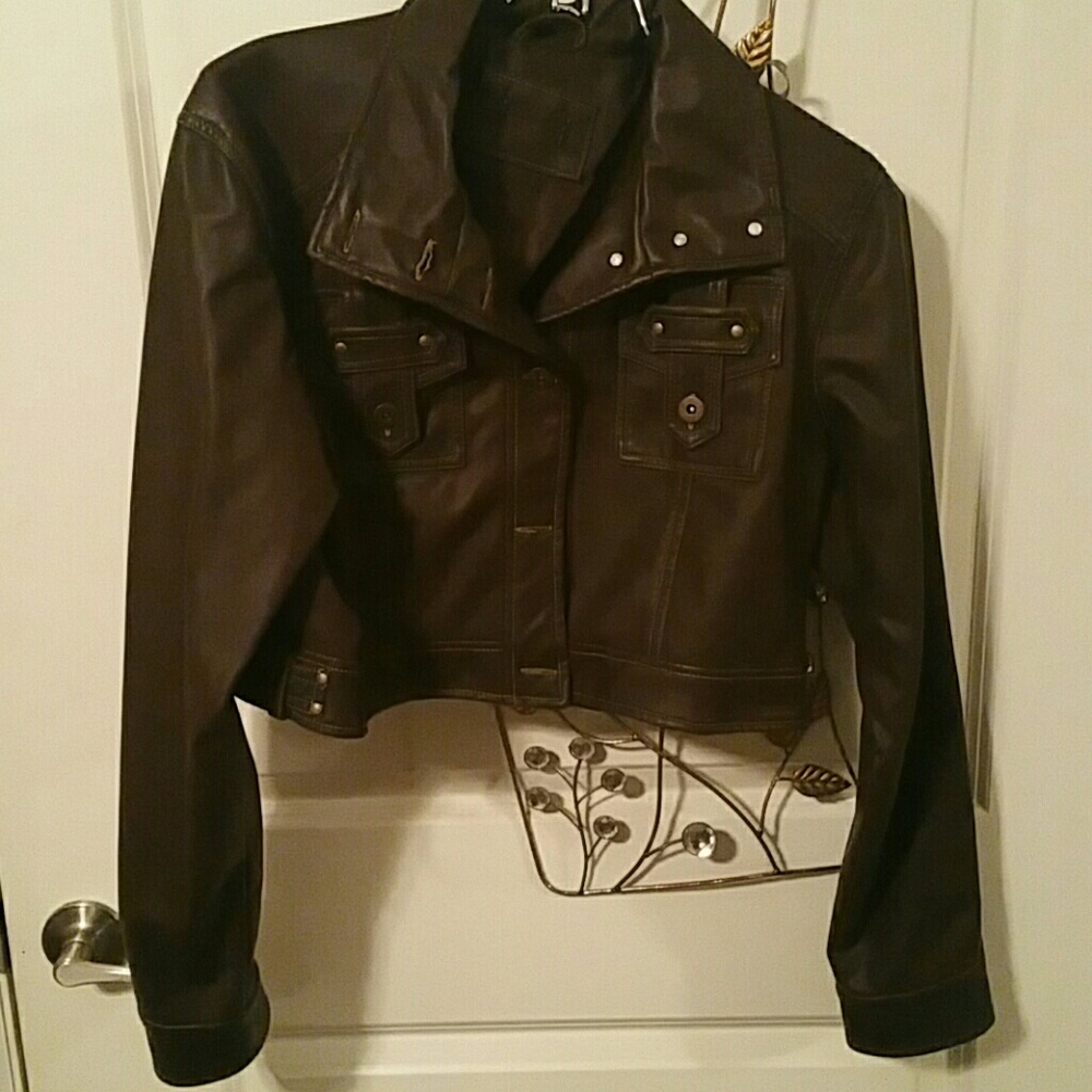 Nice faux leather brown jacket!