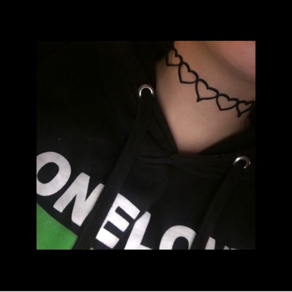 Black heart Chocker - Picture 5 of 6