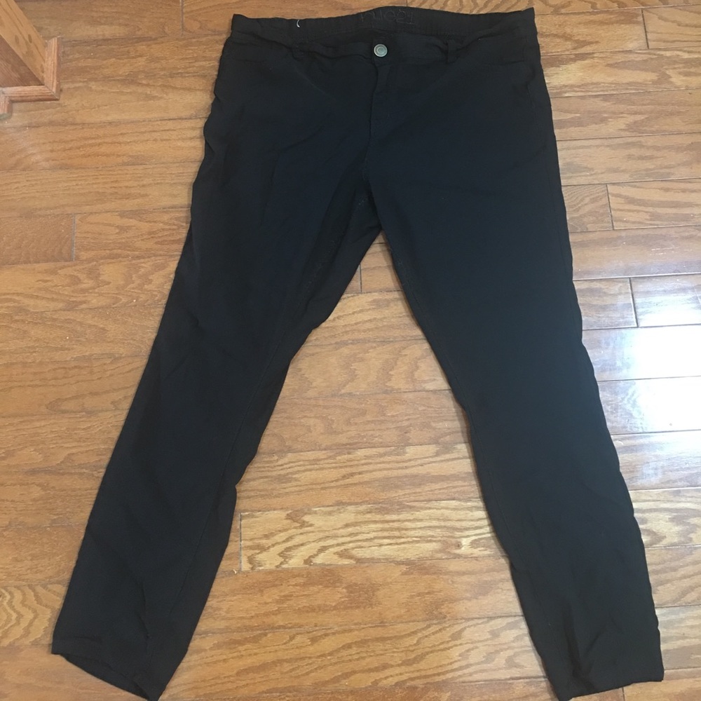 Plus Size Mid Rise Jeggings