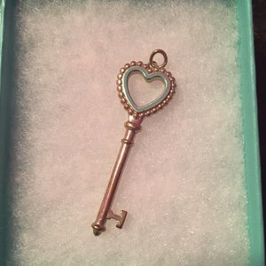 Tiffany key