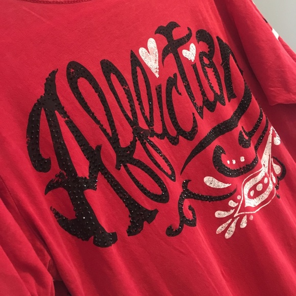 Affliction NWT red sparkle tshirt - Picture 3 of 4