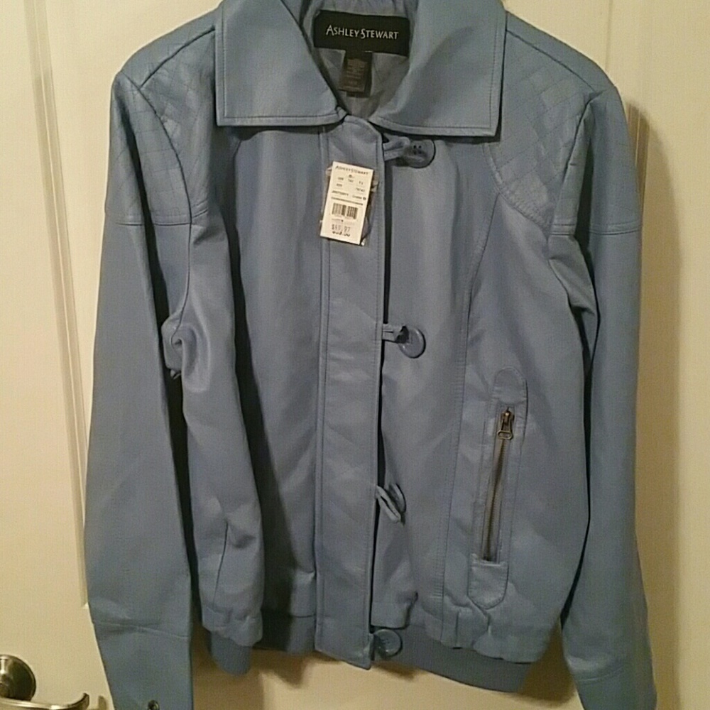 Nice light blue leather jacket!