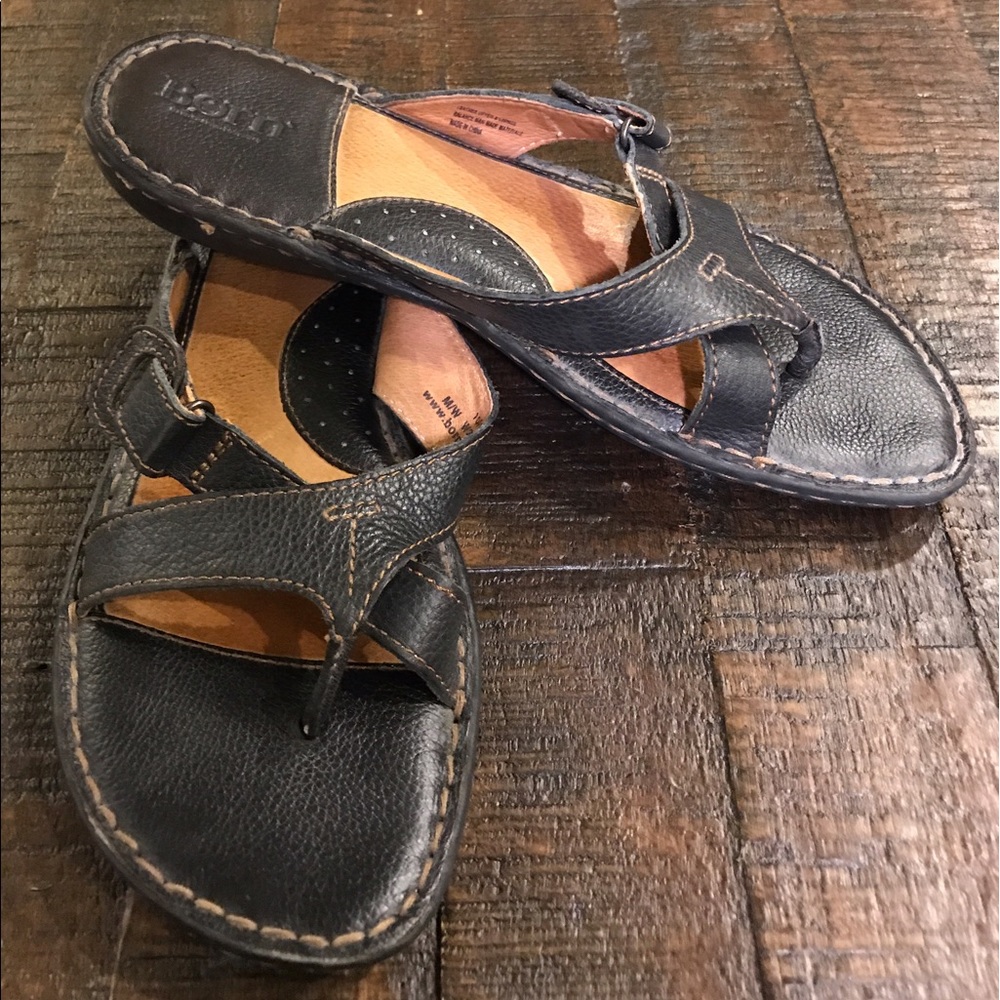 Born sandals