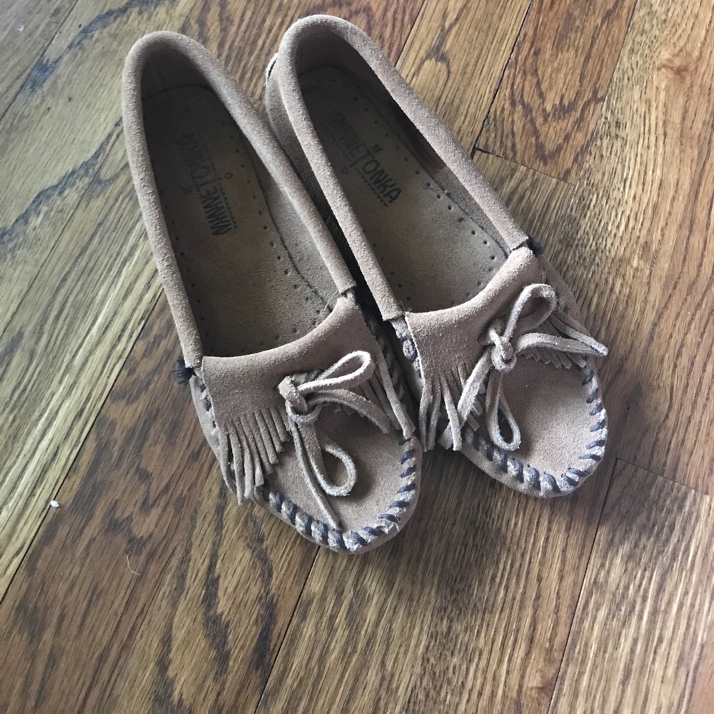 Minnetonka women's moccasins