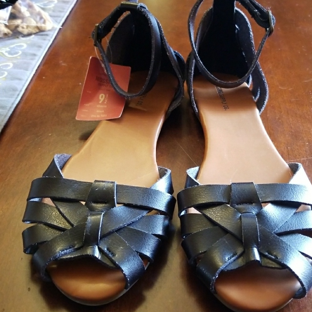 Black sandals