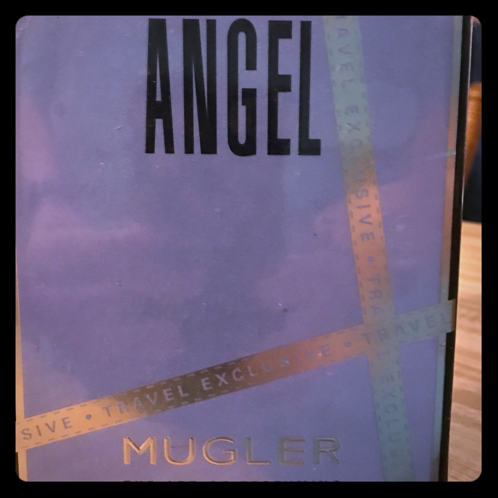 Angel by Thierry Mugler gift set with body lotion