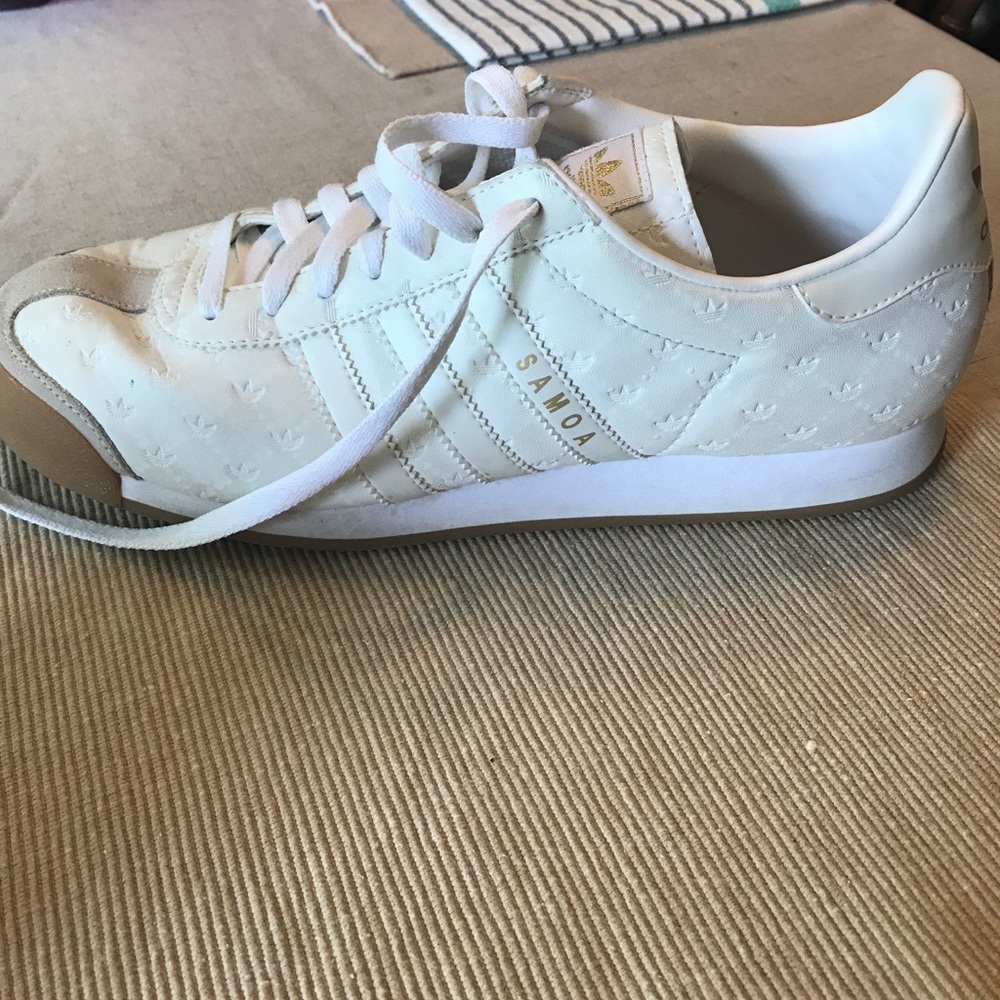 Men's Adidas Samoa special edition size us 10