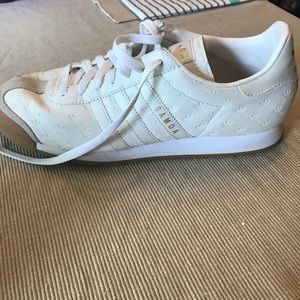Men's Adidas Samoa special edition size us 10