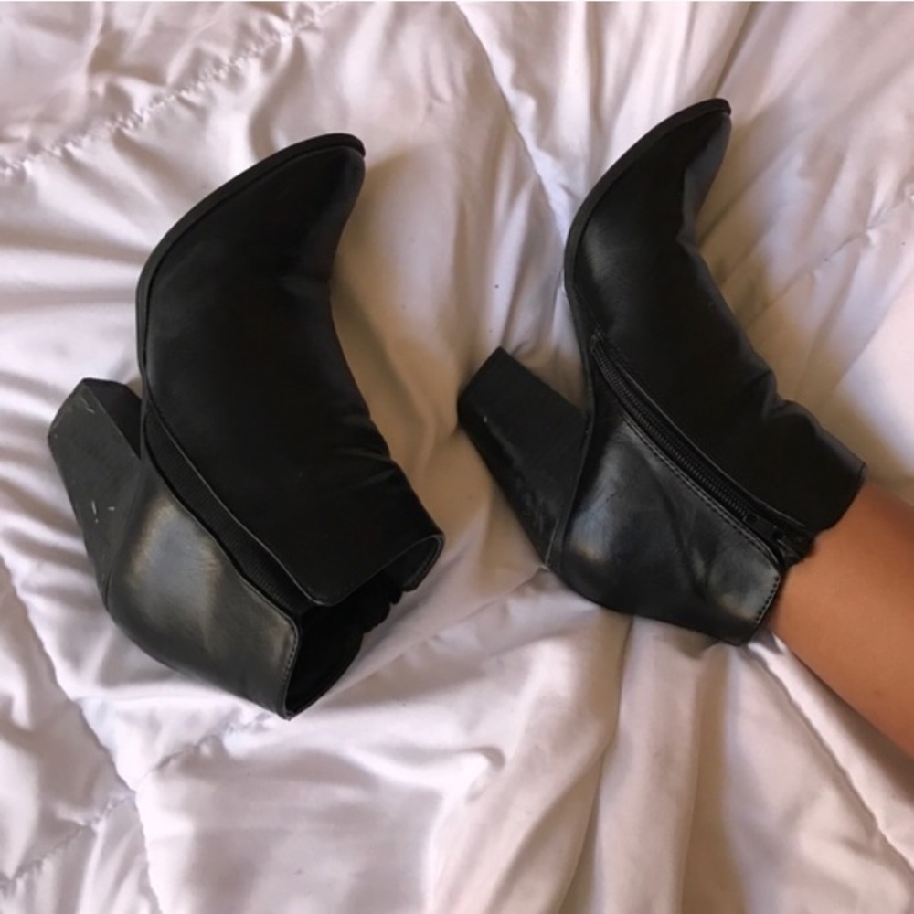 black booties