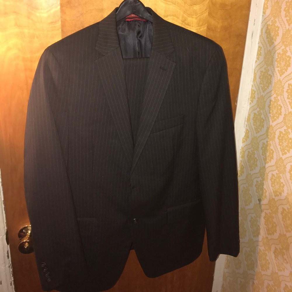 Men's suit
