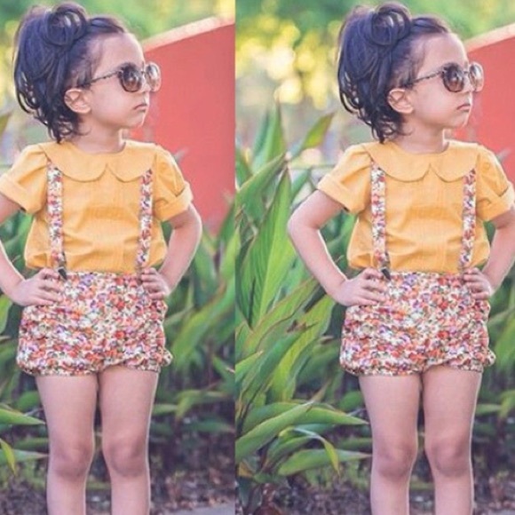Other - 🎉 HP Vintage floral overall shorts